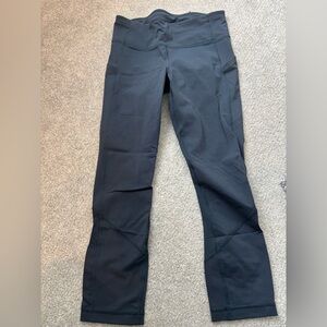 Lululemon Pace Rival Navy 4